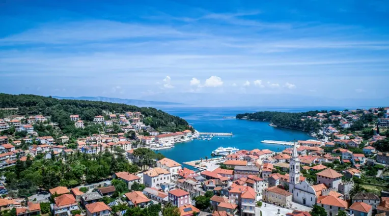 Image by Hani Salama on Canva